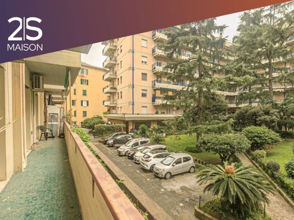 appartamento in vendita a Genova in zona Sestri Ponente
