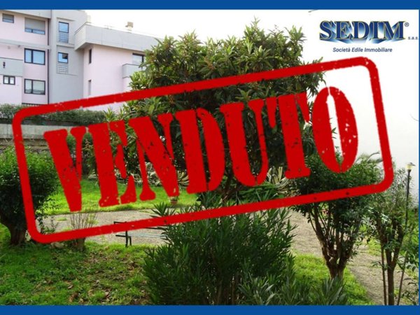 appartamento in vendita a Genova in zona Sturla