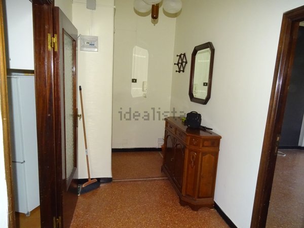 appartamento in vendita a Genova in zona Sturla