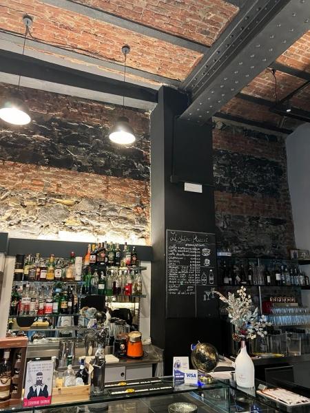 appartamento in vendita a Genova in zona Sottoripa / Maddalena / Molo