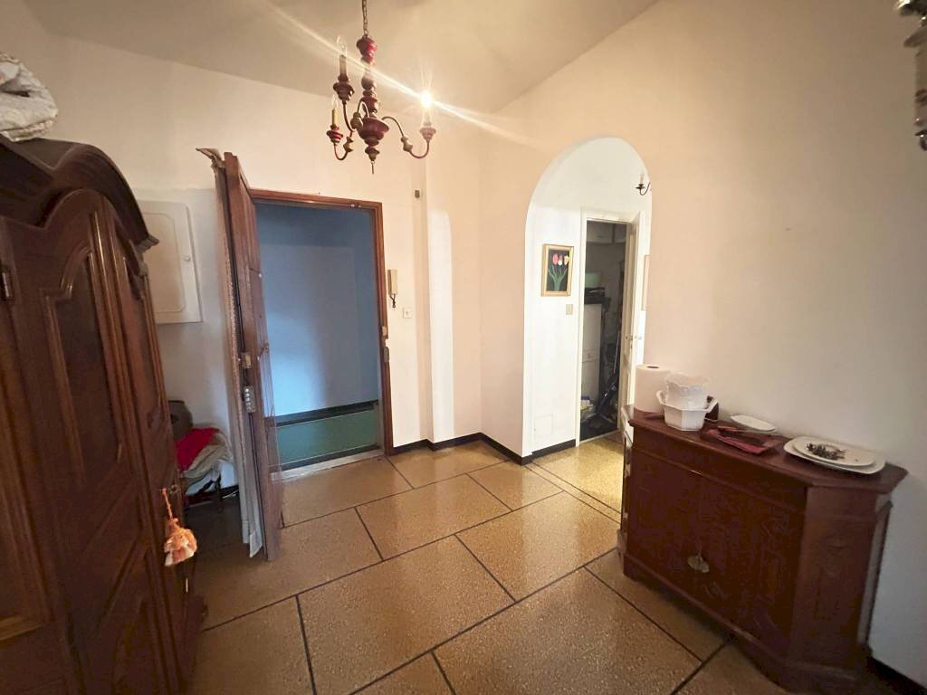 appartamento in vendita a Genova in zona Castelletto