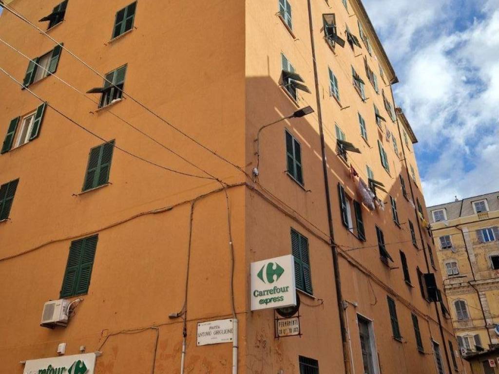 appartamento in vendita a Genova in zona Sampierdarena