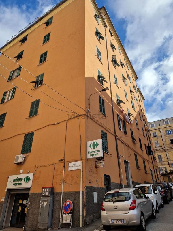 appartamento in vendita a Genova in zona Sampierdarena