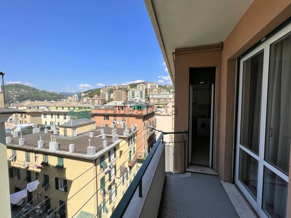 appartamento in vendita a Genova in zona Staglieno