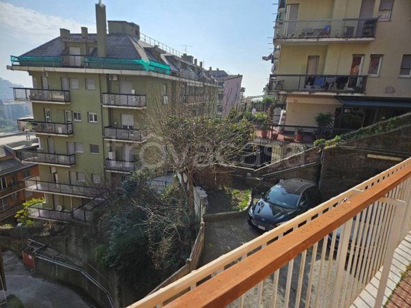 appartamento in vendita a Genova in zona Marassi