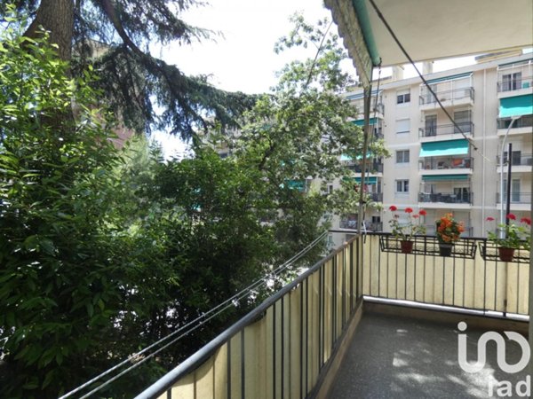 appartamento in vendita a Genova in zona Oregina