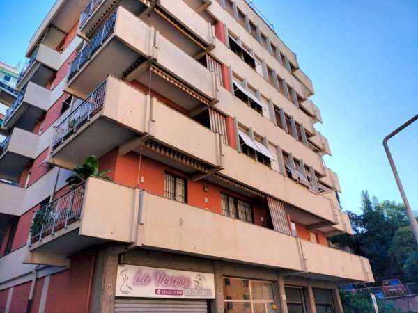 appartamento in vendita a Genova in zona San Martino