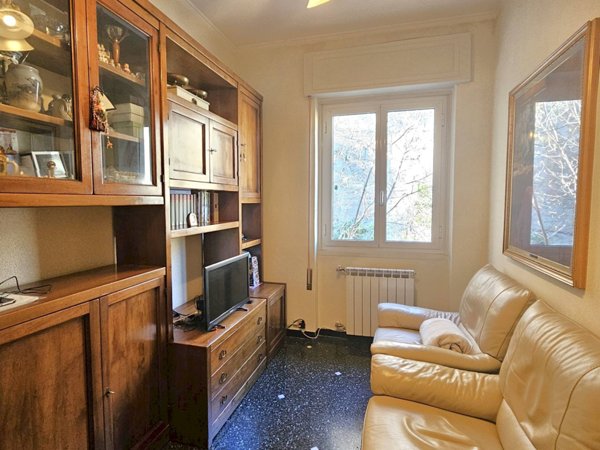 appartamento in vendita a Genova in zona Oregina