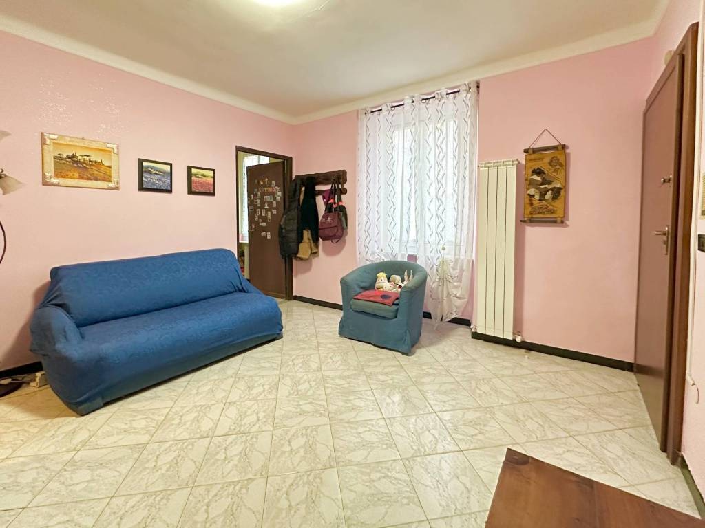 appartamento in vendita a Genova in zona Pontedecimo