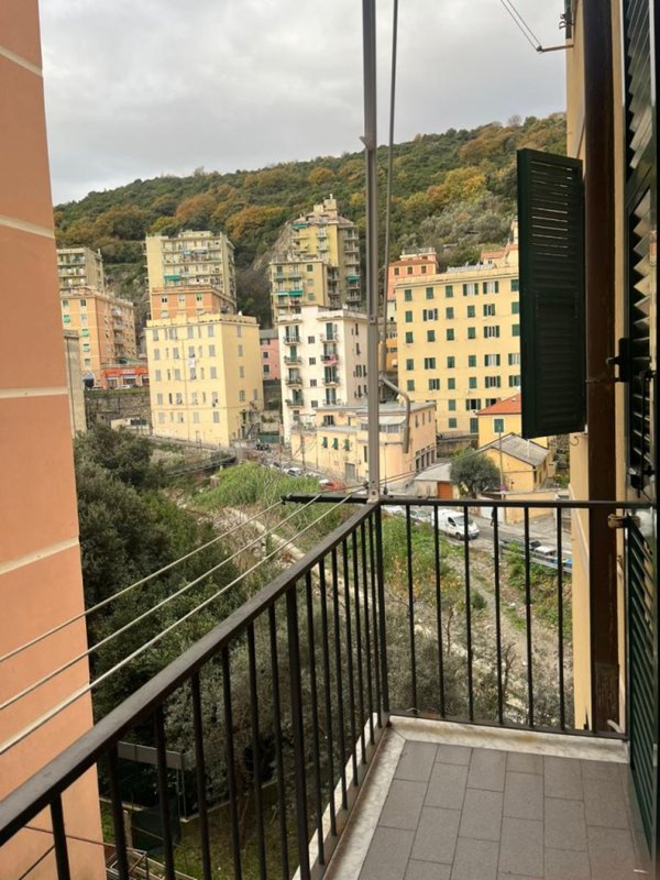 casa indipendente in vendita a Genova