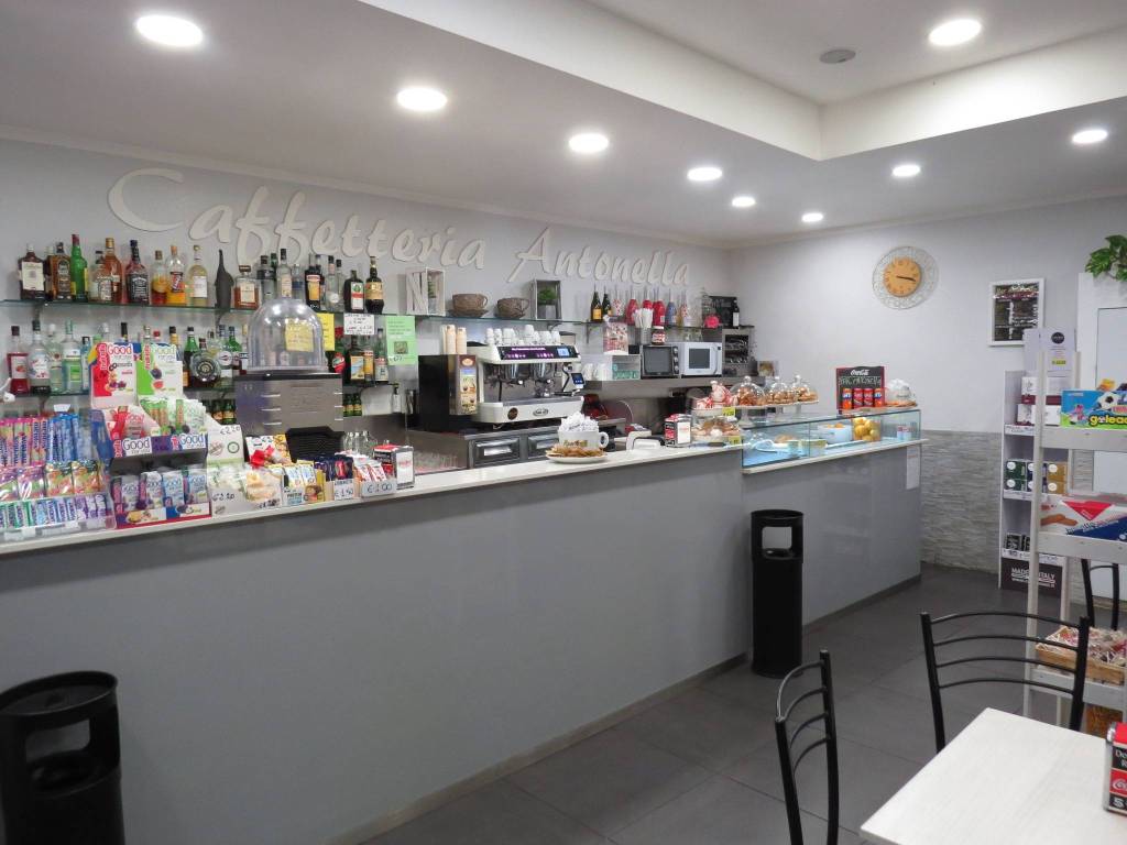 negozio in vendita a Genova in zona Marassi