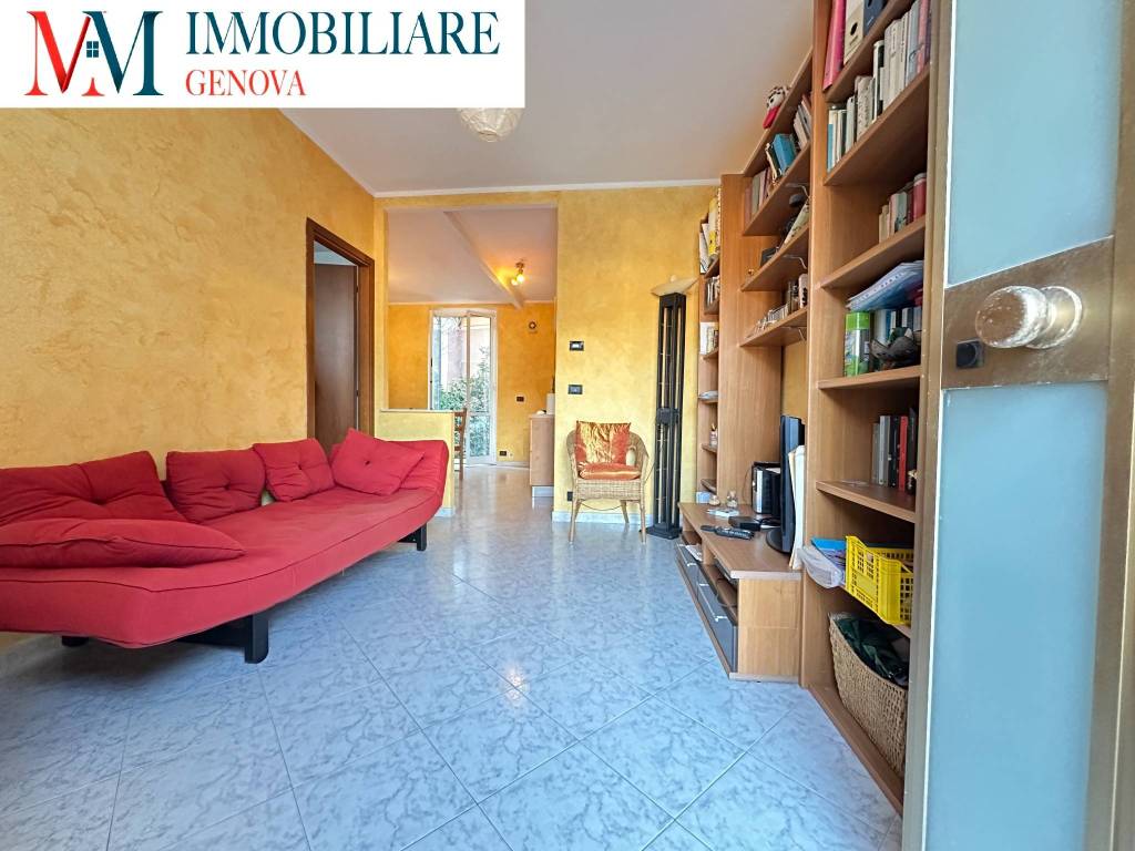 appartamento in vendita a Genova in zona Staglieno