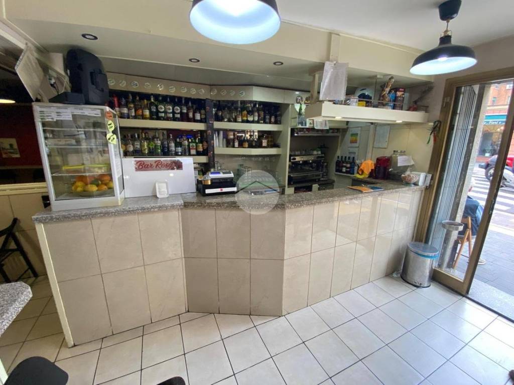 negozio in vendita a Genova in zona Cornigliano