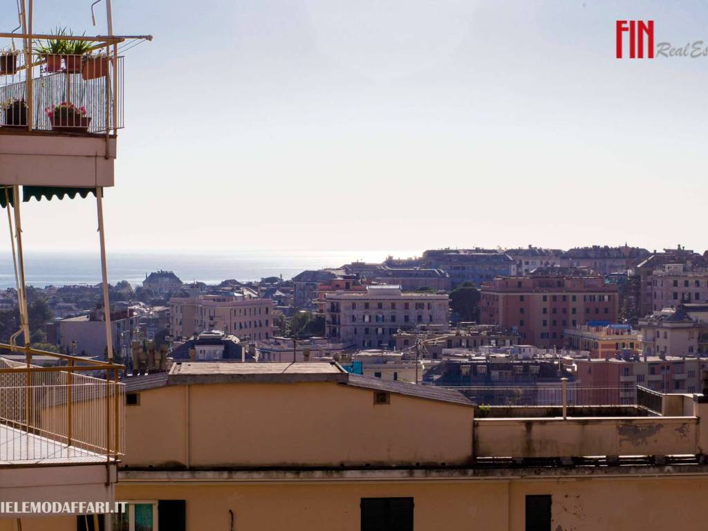 appartamento in vendita a Genova in zona San Martino