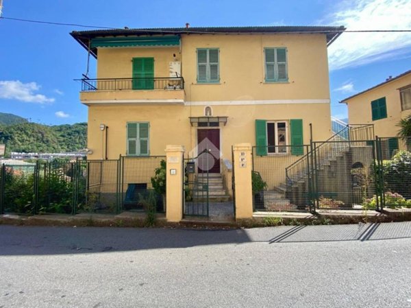 appartamento in vendita a Genova in zona Struppa