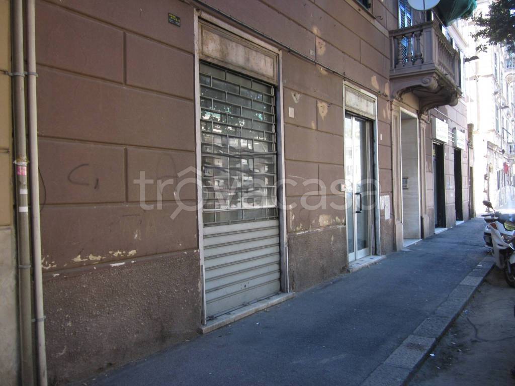 appartamento in vendita a Genova in zona Sestri Ponente