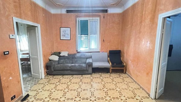 appartamento in vendita a Genova in zona Certosa