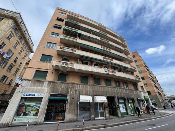appartamento in vendita a Genova in zona Sampierdarena