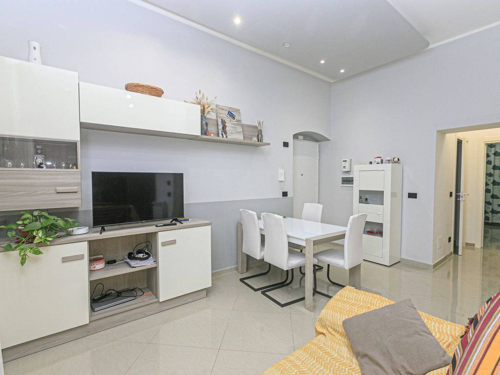 appartamento in vendita a Genova in zona Pegli