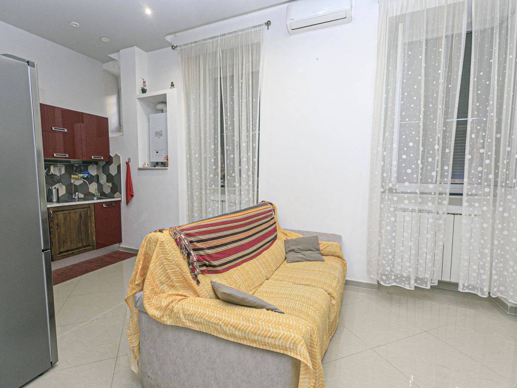 appartamento in vendita a Genova in zona Pegli