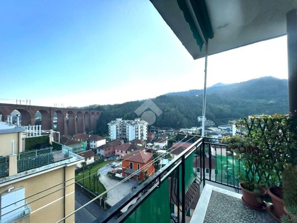 quadrivano in vendita a Genova in zona Pontedecimo
