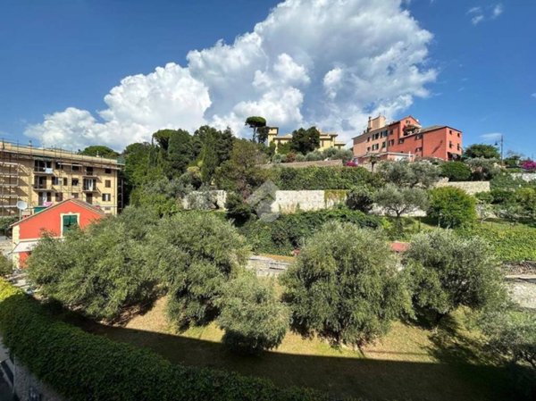 appartamento in vendita a Genova in zona Sturla