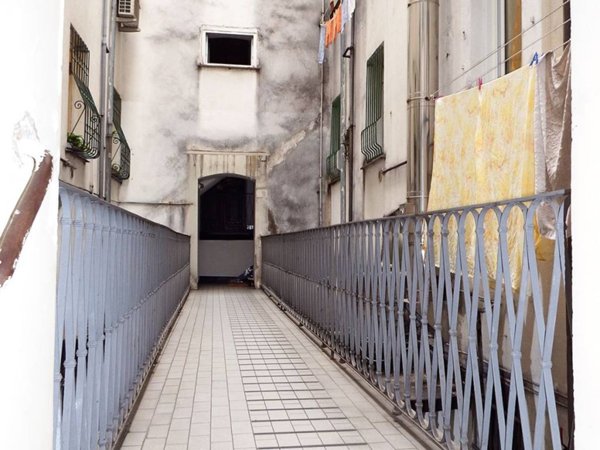 appartamento in vendita a Genova in zona Marassi