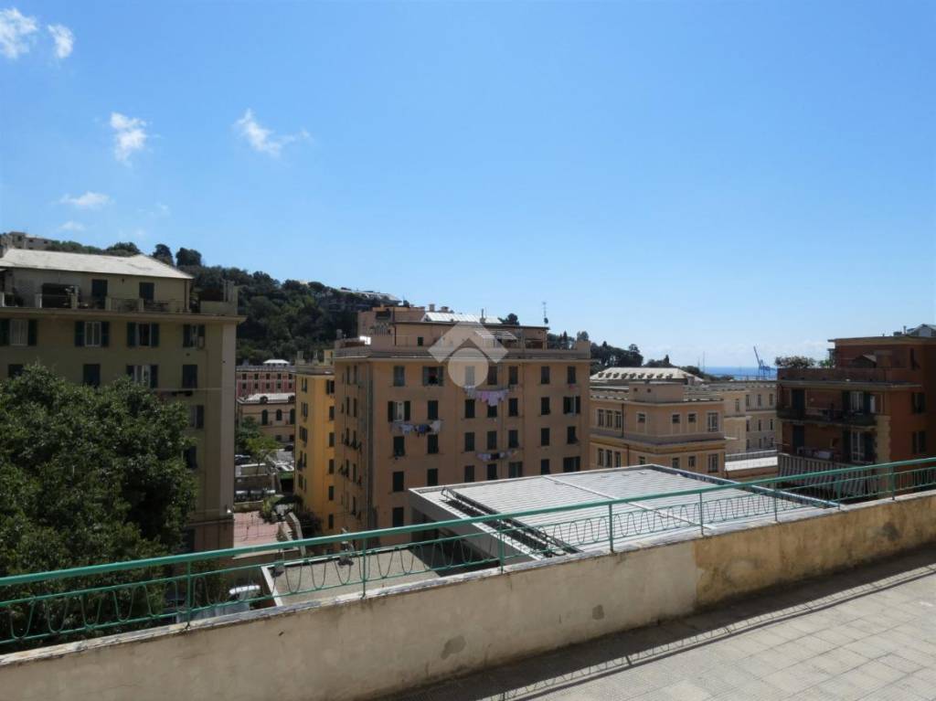 appartamento in vendita a Genova in zona DiNegro