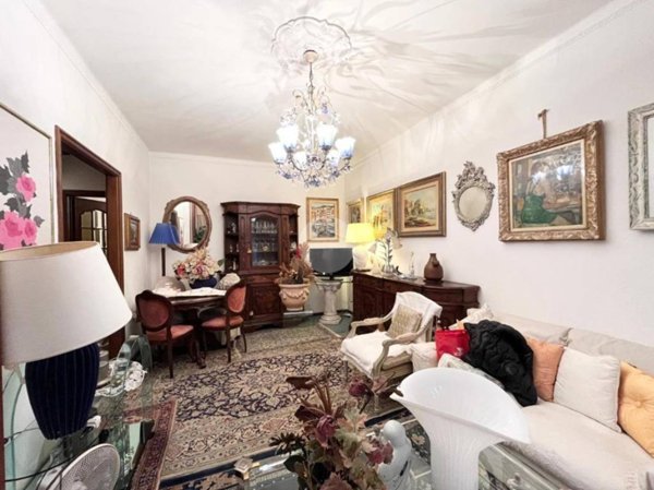 appartamento in vendita a Genova in zona Palmaro / Pra'