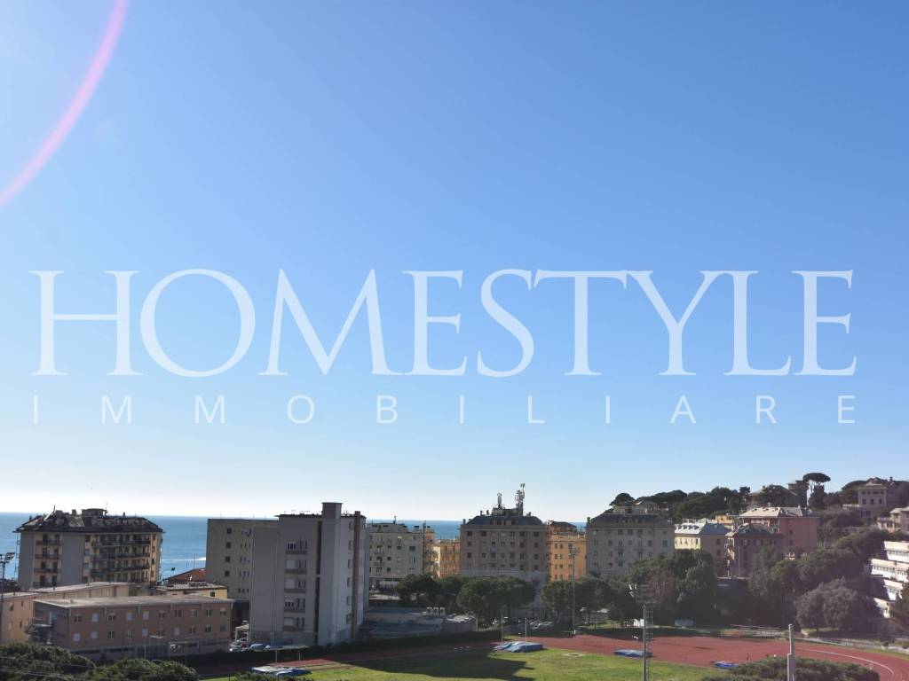 appartamento in vendita a Genova in zona Sturla