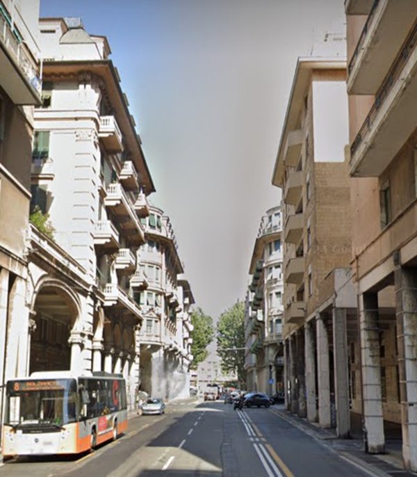 ufficio in vendita a Genova in zona Sampierdarena