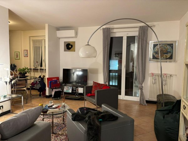 appartamento in vendita a Genova in zona Sottoripa / Maddalena / Molo