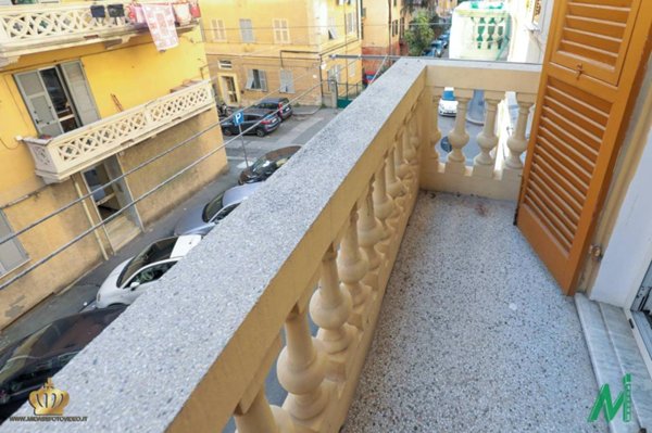 appartamento in vendita a Genova in zona Sestri Ponente