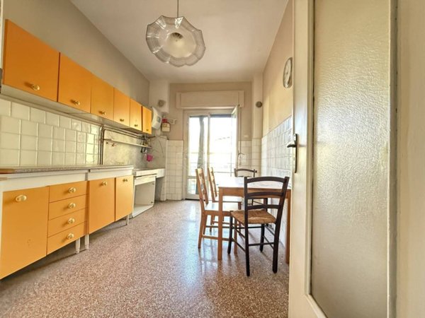 appartamento in vendita a Genova in zona Sampierdarena