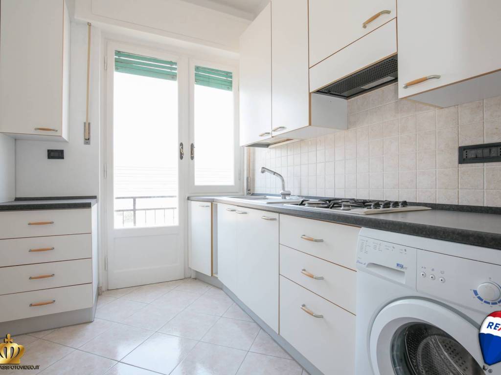 appartamento in vendita a Genova in zona Pontedecimo