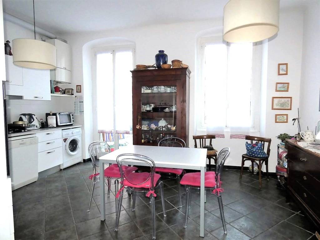 appartamento in vendita a Genova in zona Castelletto