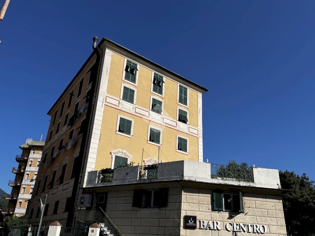 appartamento in vendita a Genova in zona Bolzaneto