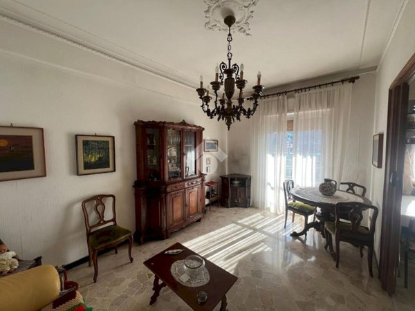 appartamento in vendita a Genova in zona Rivarolo