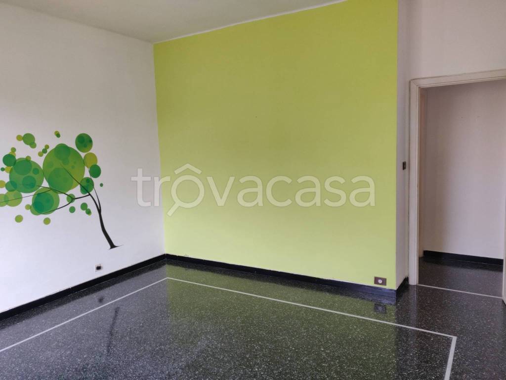 appartamento in vendita a Genova in zona Palmaro / Pra'