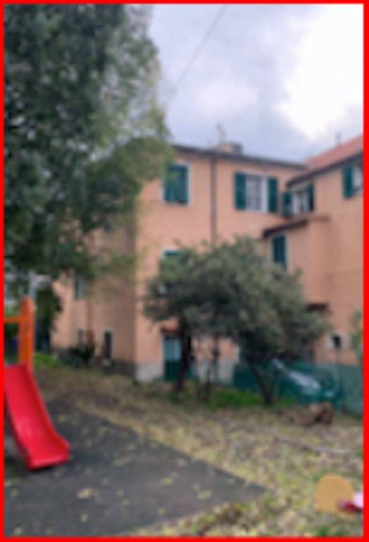 appartamento in vendita a Genova in zona Bolzaneto