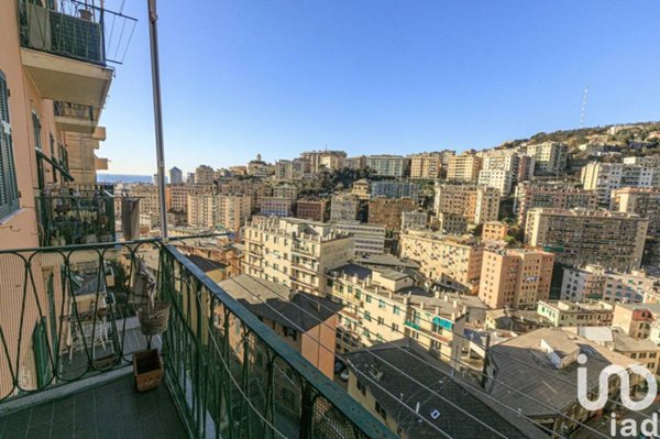 appartamento in vendita a Genova in zona Lagaccio / Granarolo