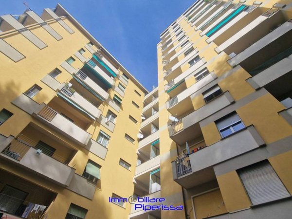 appartamento in vendita a Genova in zona Quezzi
