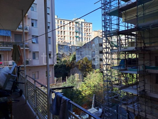 appartamento in vendita a Genova in zona Sestri Ponente
