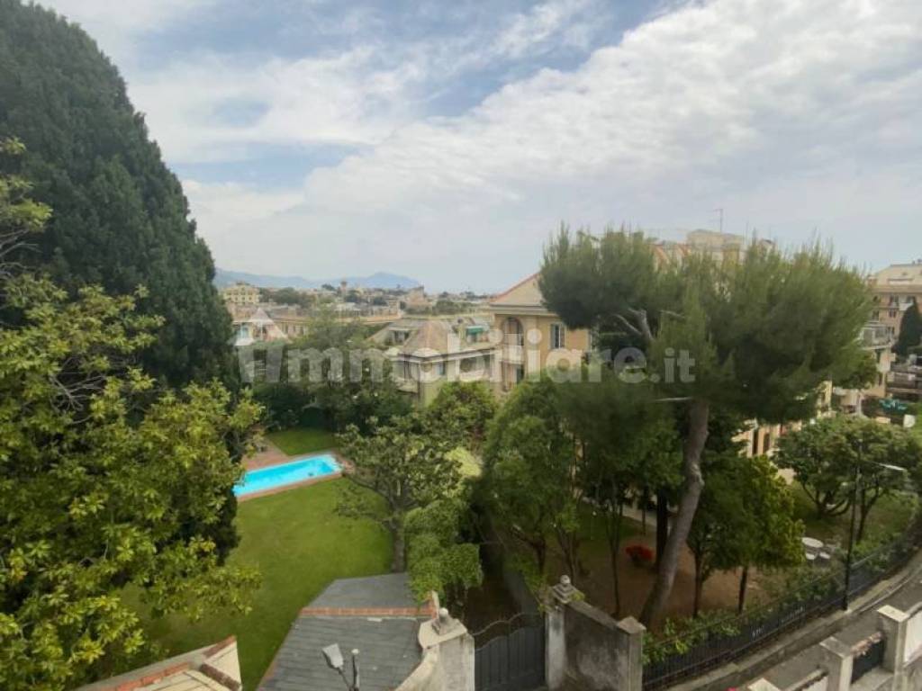 appartamento in vendita a Genova in zona Albaro