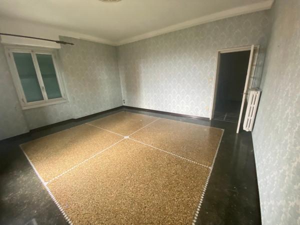 appartamento in vendita a Genova in zona Sampierdarena