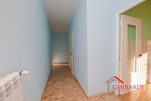 appartamento in vendita a Genova in zona Sestri Ponente