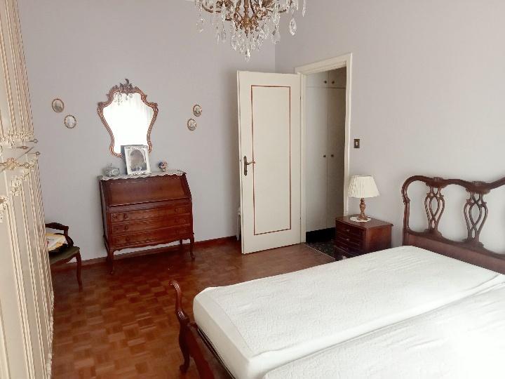 casa indipendente in vendita a Genova in zona Quezzi