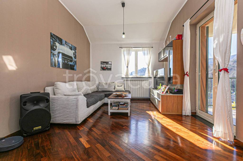 appartamento in vendita a Genova in zona Pontedecimo