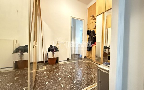 appartamento in vendita a Genova in zona Sampierdarena
