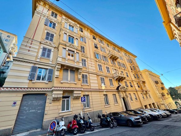 appartamento in vendita a Genova in zona Castelletto
